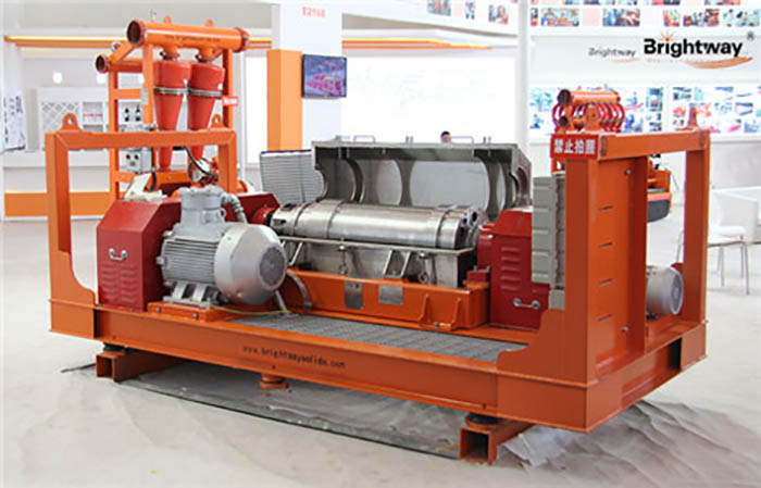 decanter centrifuge for sludge dewatering